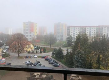 Punúkame na predaj garsonku v Dubnici nad Váhom.