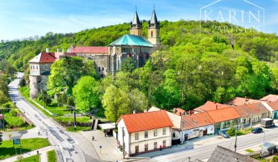 Dom na komerčné / podnikateľské účely/  Hronský Beňadik