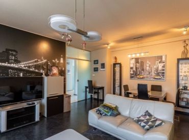 Na predaj krásny a unikátny 4-izbový byt s balkónom, 139 m², Živnostenská ul. Staré Mesto, kompletne rekonštruovaný
