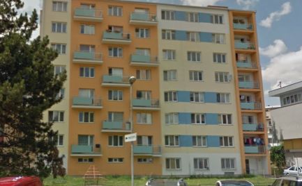 Investícia !!  Tehlový 2 izbový byt,   B. Bystrica širšie centrum - kompletná rekonštrukcia - 150 000€