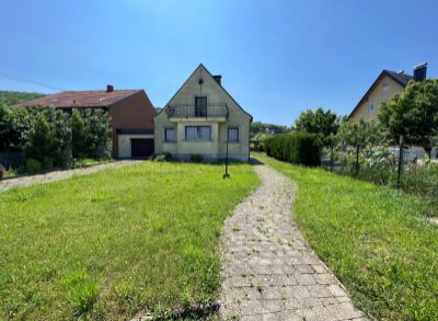 REZERVÁCIA ! PREDAJ – Rakúsko – Wolfsthal – 3-izbový rodinný dom, garáž, pozemok 833 m2