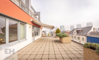 Nadštandardný nezariadený 3-izbový byt s terasou (118 m2 + 53 m2) + parking v novostavbe na Dunajskej ul.
