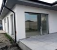 DIAMOND HOME s.r.o ponúka Vám na predaj 3 izbový posledný jednopodlažný, rodinný dom v dvojdome v obci Dunajský Klátov