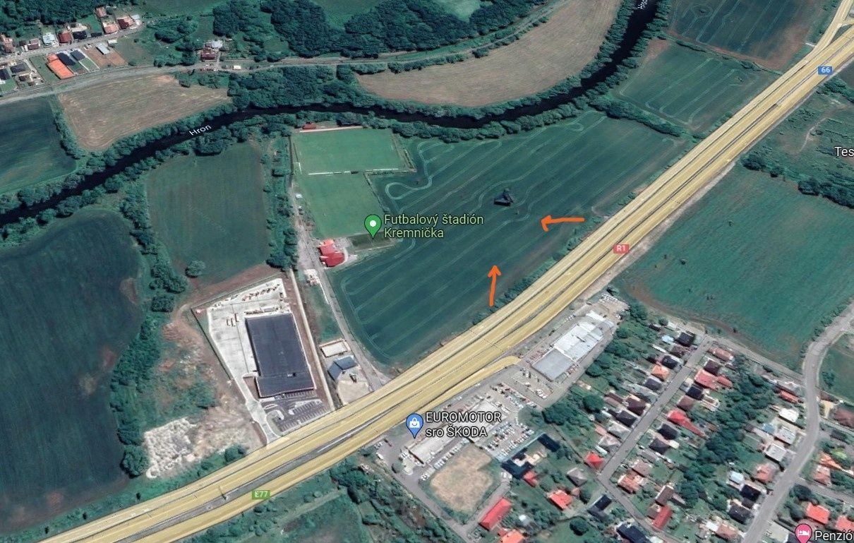 Predaj Priemyselný pozemok Priemyselný pozemok-Predaj-Banská Bystrica-1.00 €