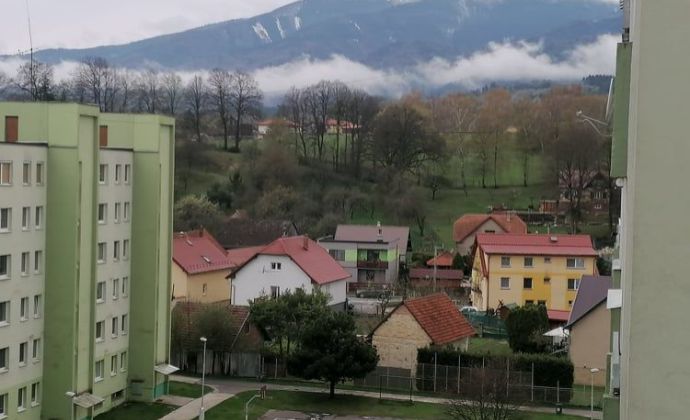 Predaj - 2-izb. byt s loggiou - MARTIN - Záturčie