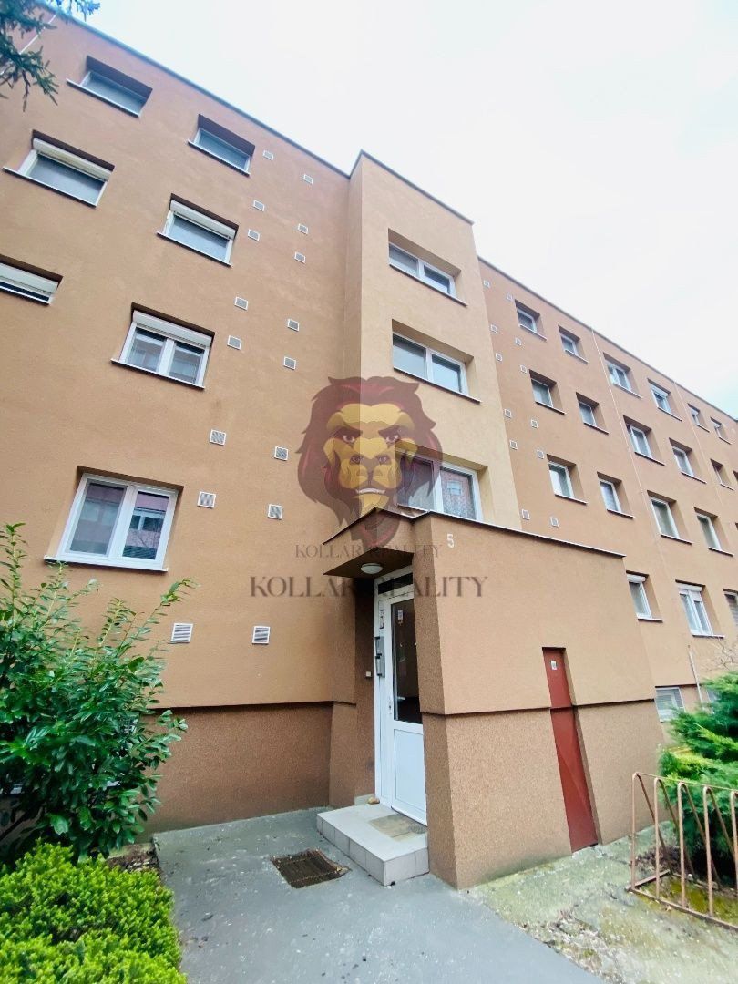 NA PREDAJ- 4 izbový byt v tichej lokalite s výbornou dostupnosťou do Bratislavy