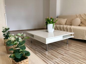 Na predaj zariadený 2 izbový byt na Kukučínovej ulici v Šali