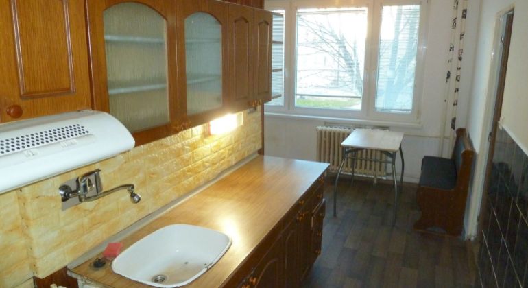 2 izbový byt na predaj, Lučenec - priame centrum !