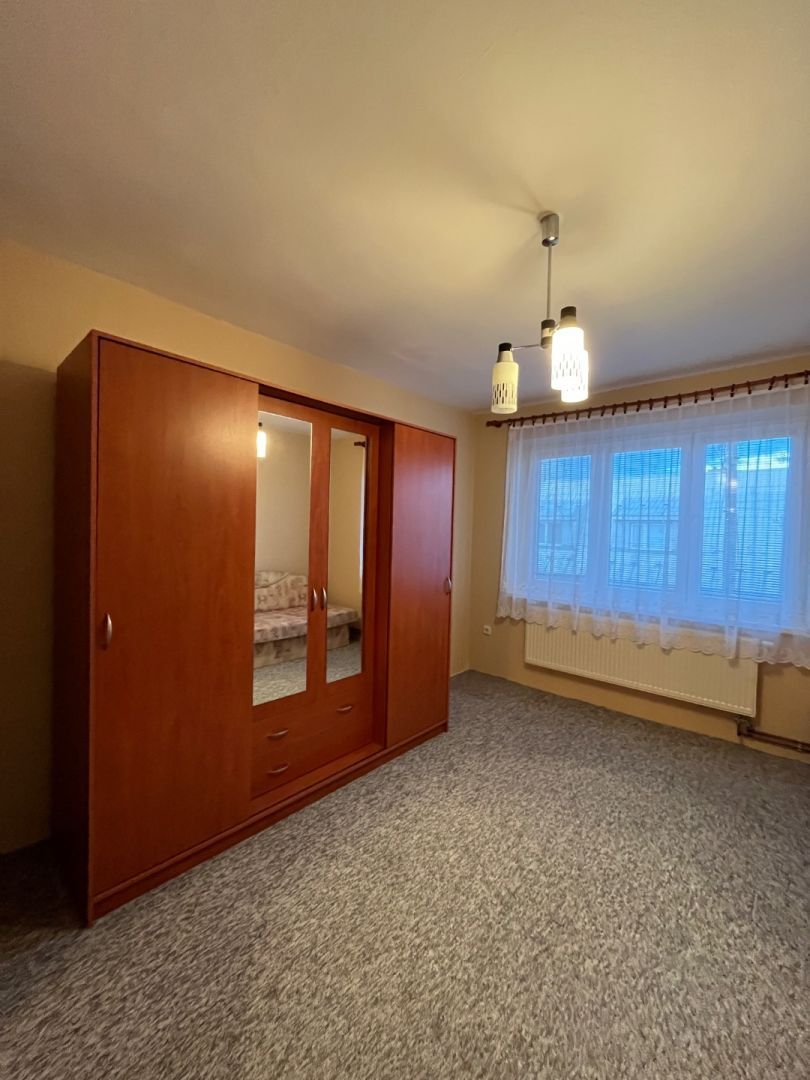 Na predaj 2-izbový byt v Rakoviciach