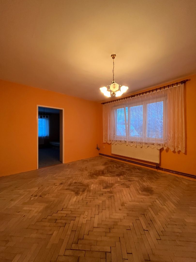 Na predaj 2-izbový byt v Rakoviciach