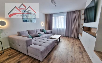 Ponúkame Vám na predaj luxusne prerobený moderný 3i byt v meste Prievidza.