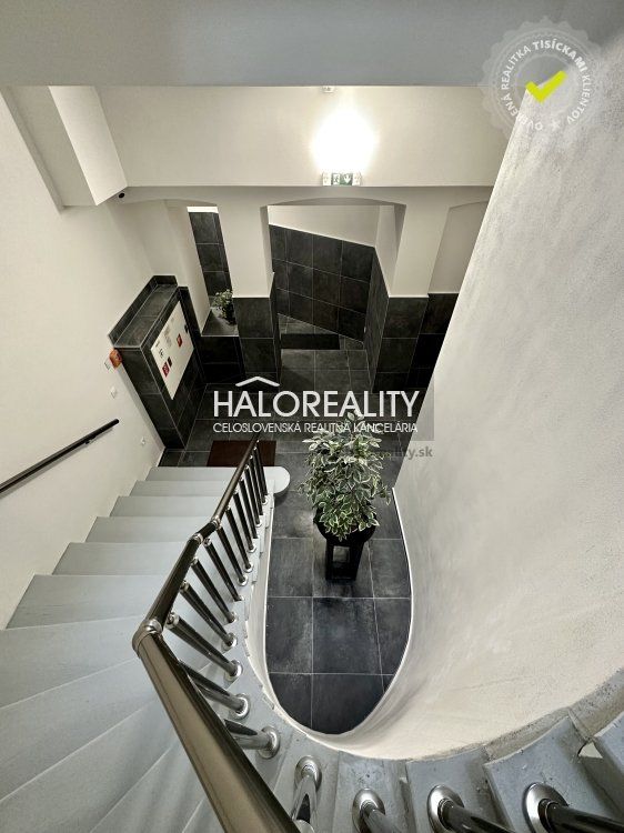 HALO reality - Prenájom, jednoizbový byt Rimavská Sobota, Hlavné Námestie - EXKLUZÍVNE HALO REALITY