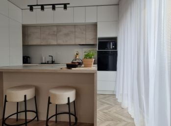 Luxusne zariadený 3-izbový byt so záhradou - NA PREDAJ