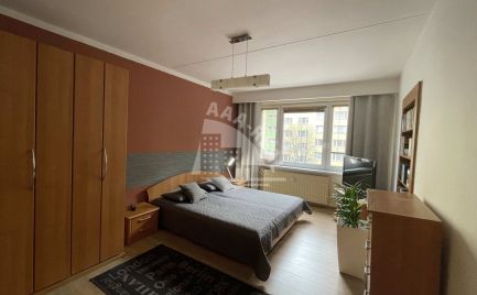 Kompletne zariadený 2-izbový byt v Radvani na prenájom