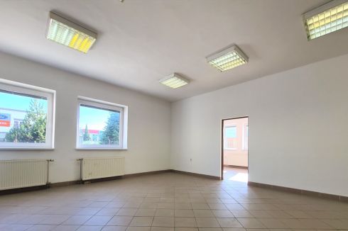 Kancelársko-obchodný priestor na prenájom