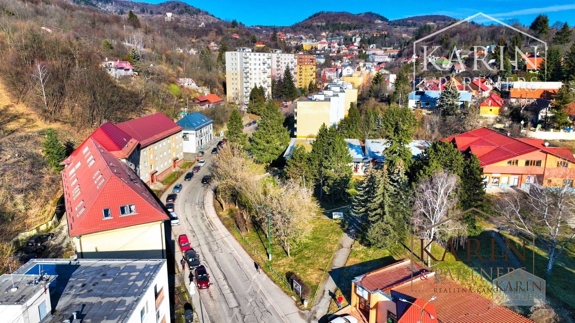 Investičný, stavebný pozemok 1315m2 Križovatka - Banská Štiavnica