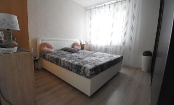 TOP PONUKA! Nadštandardný 5 izbový byt s klimatizáciou vo výbornej tichej lokalite s perfektnou občianskou vybavenosťou!