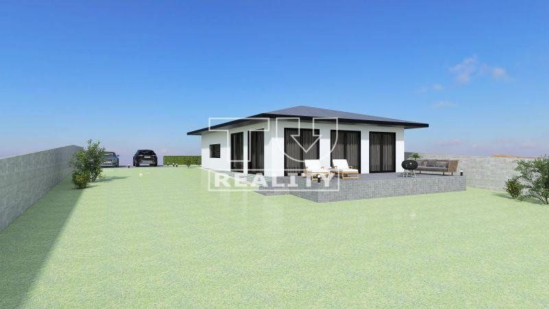 4 IZBOVÝ BUNGALOV NA PREDAJ, 600 M2 POZEMOK, SLAVNICA