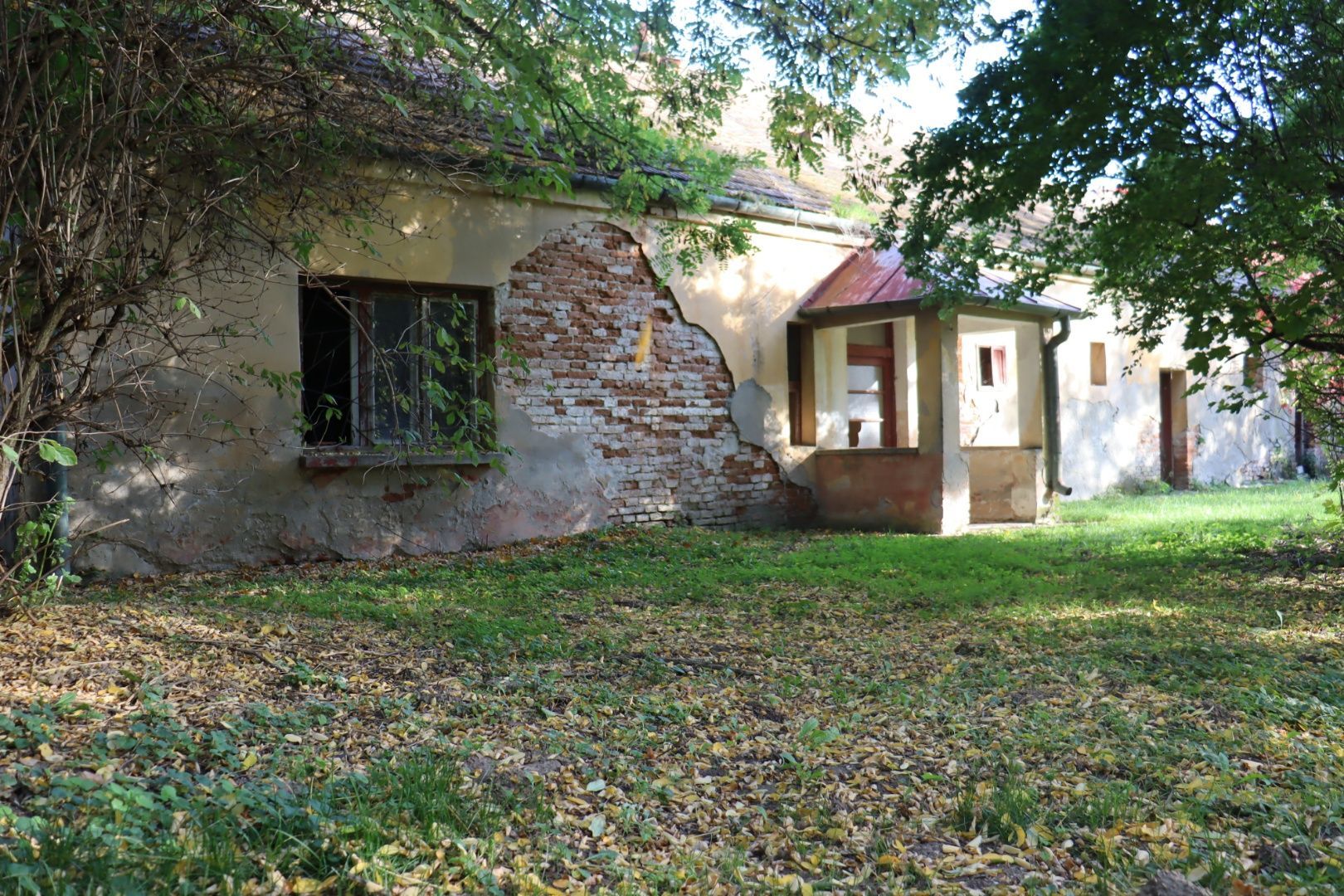 Rodinný dom na predaj v blízkosti kúpeľov Podhájska obec Trávnica spoločnosť JKV REAL