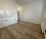 Na predaj priestranný 1 izbový byt s balkónom Trenčín, Noviny
