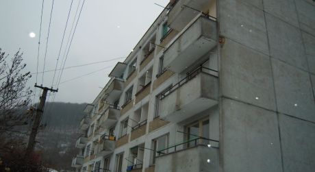 Na predaj 2-izbový byt v obci Utekáč, okrese Poltár.