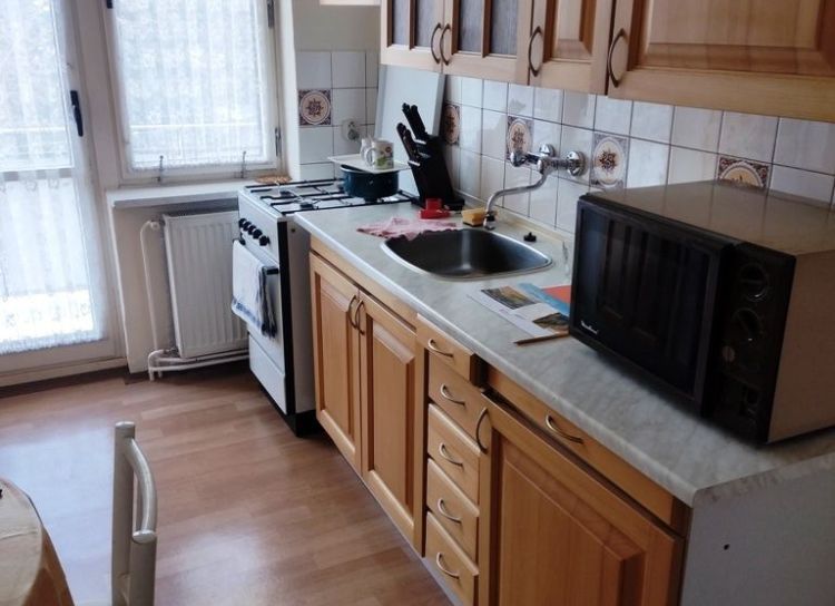 PRENÁJOM - 3 IZBOVÝ BYT JELŠOVÉ, POVAŽSKÁ BYSTRICA
