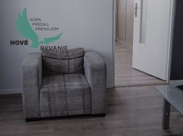 Slnečný 3 izbový byt v Brezne