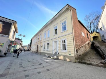 Národná kultúrna pamiatka na predaj - Mestský palác, Ružomberok