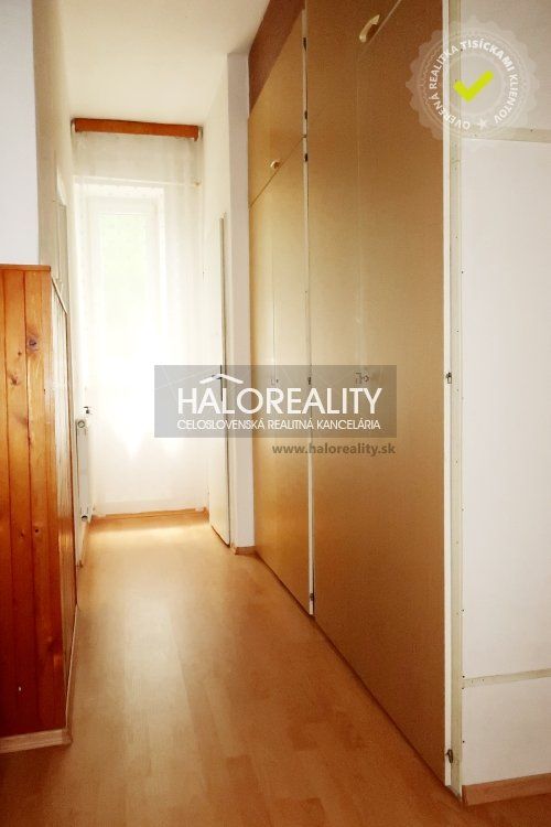 HALO reality - Predaj, štvorizbový byt Prievidza, Staré Sídlisko - ZNÍŽENÁ CENA - EXKLUZÍVNE HALO REALITY