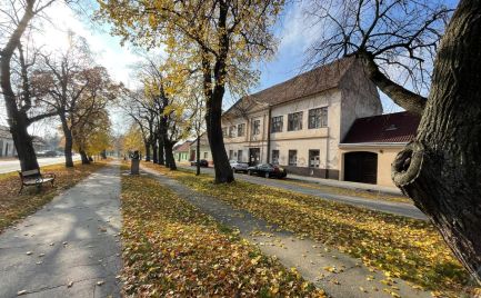 Exkluzívne na predaj - Schválený predaj - Budova v centre mesta Modra s pozemkom o rozlohe 1360m2