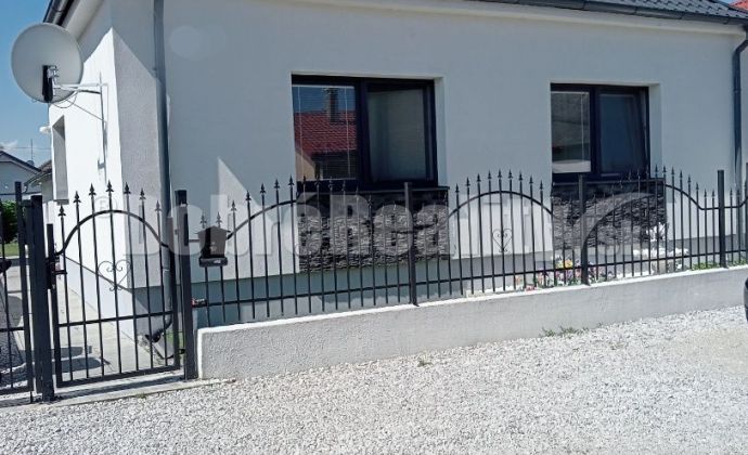 Zariadený RD s dvomi bytovými jednotkami