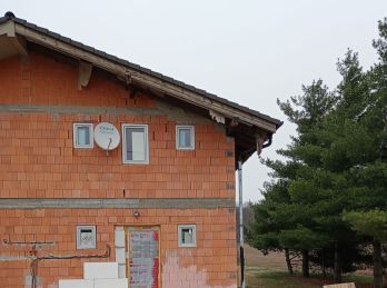 Predaj rozoatavaného domu v obci Mudroňovo