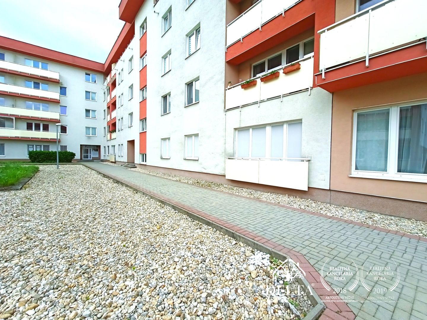 Novostavba 3 izb. byt zariadený s garážovým miestom centrum - Banská Bystrica prenájom