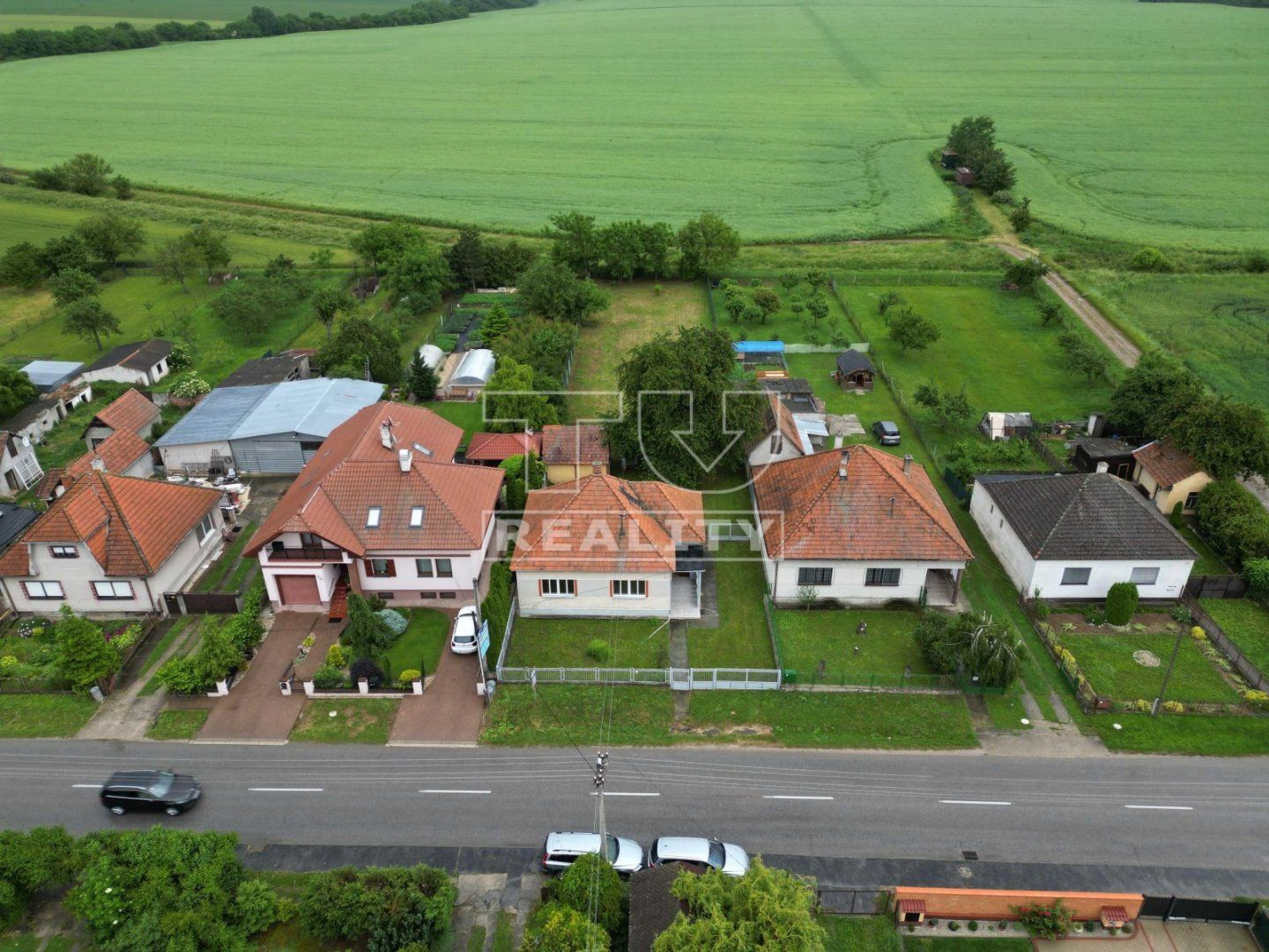 Na predaj rodinný dom s pozemkom 1490 m2 v obci Kovarce