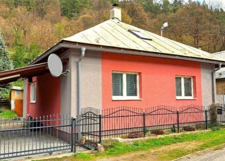 Rodinný dom s pozemkom 752 m2 Banská Bystrica predaj
