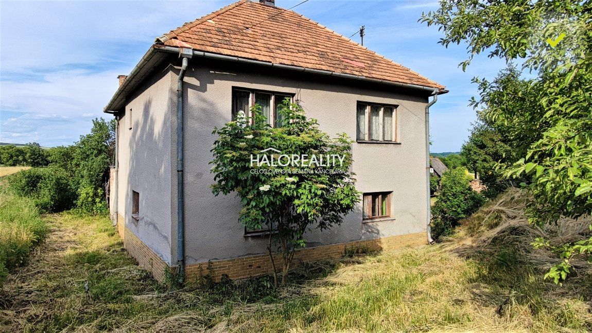 Rodinný dom-Predaj-Hrnčiarske Zalužany-68000.00 €