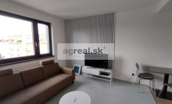 1-bedroom apartment with parking on Uhrová Street in Kramáre (available 1.6.2024)