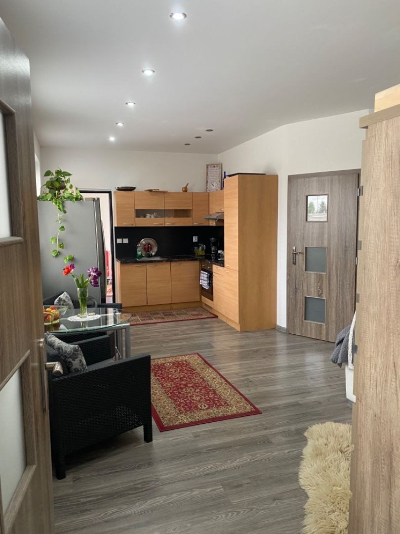 Pekný, komfortný 3-izbový rodinný dom na predaj v obci OHRADY pri Dunajskej Strede
