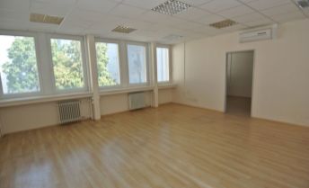 Prenájom, kancelárie v administratívnej budove na ulici Pluhová, Bratislava – Nové Mesto,