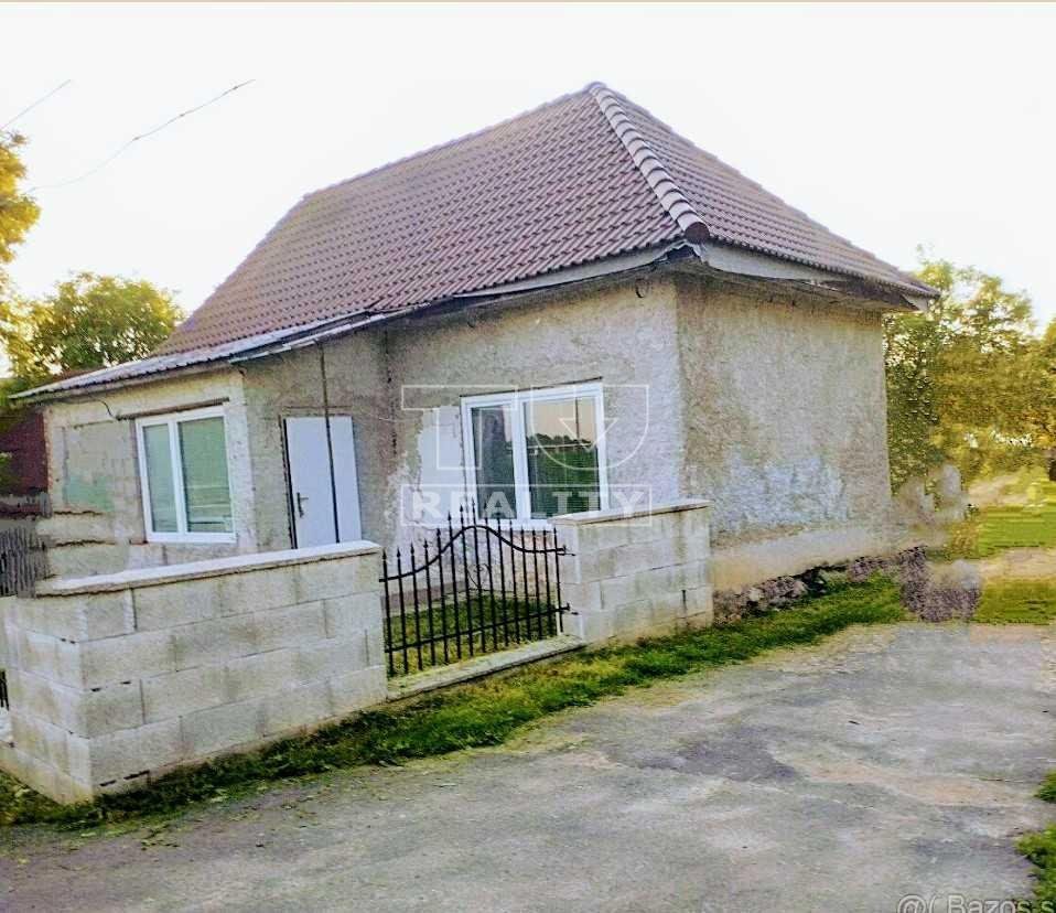 Na predaj  menší rodinný dom /230 m2/ v Ľuboreči.