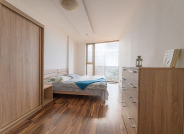 Na predaj velkometrážny 3-izbový apartmán na začiatku Petržalky v novostavbe Vienna Gate