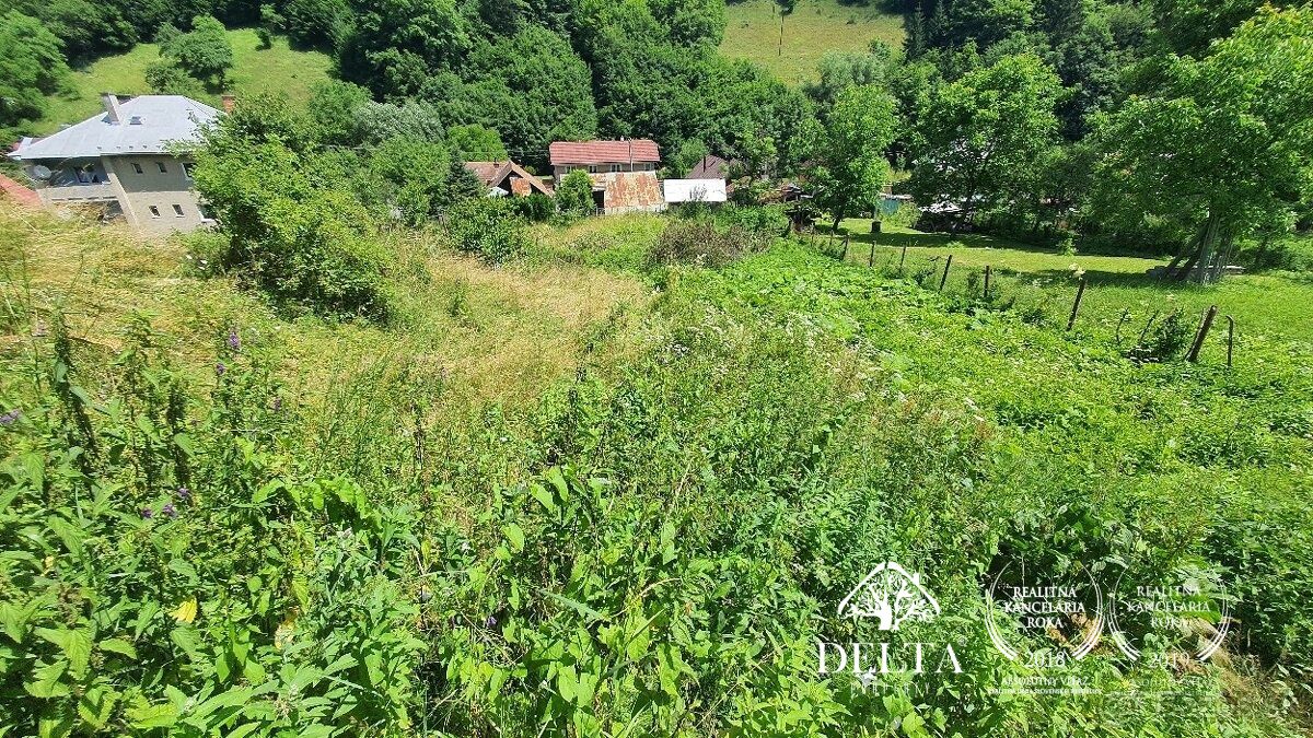 Slnečný pozemok na výstavbu domu, chaty Dolný Harmanec -Banská Bystrica predaj