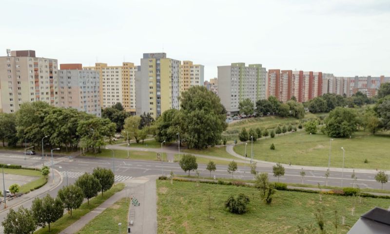 ponukabyvania.sk_Bosákova_3-izbový-byt_DREVENÁKOVÁ
