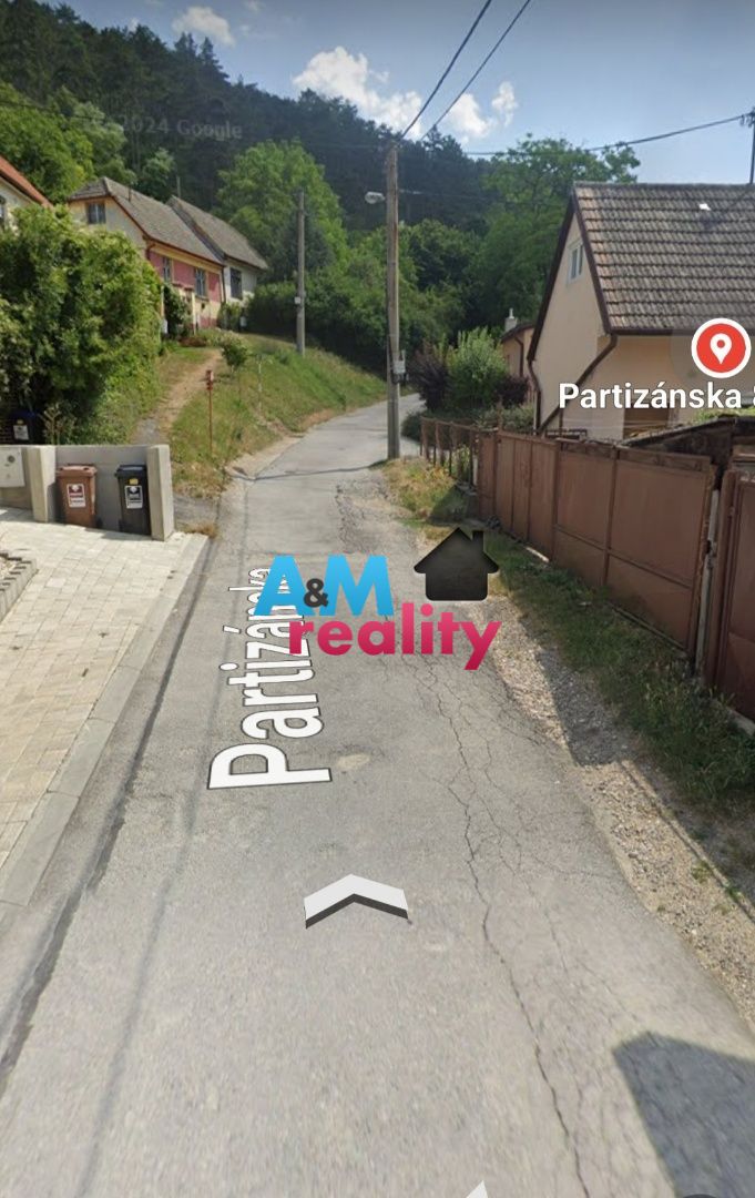 EXKLUZÍVNE Rodinný domček Trenčín - Partizánska ulica