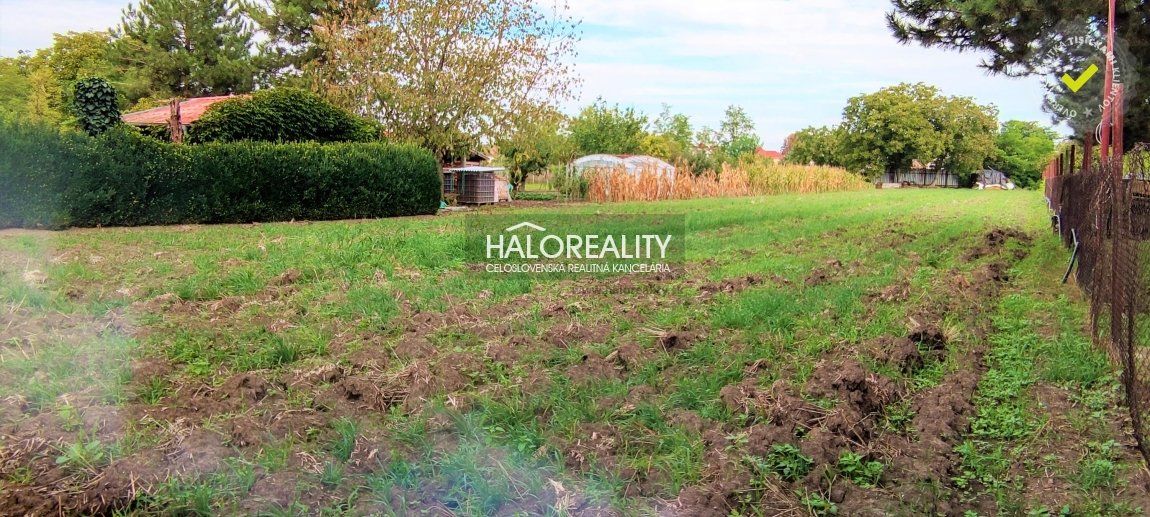 HALO reality - Predaj, pozemok pre rodinný dom   1700 m2 Hul