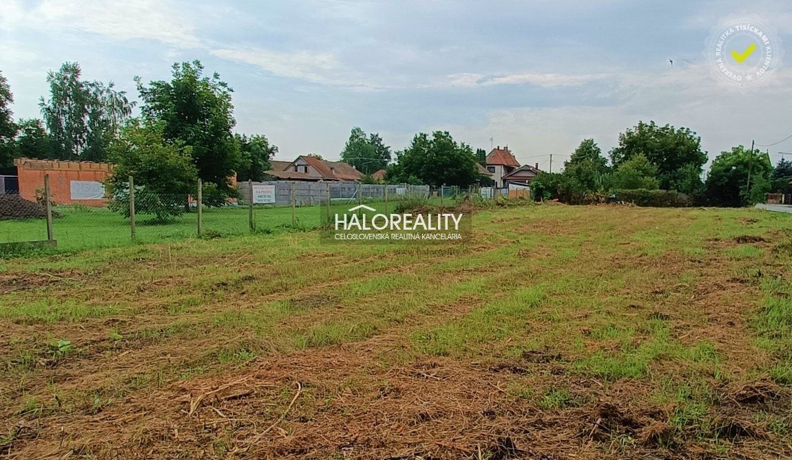 HALO reality - Predaj, záhradný pozemok 946 m2 Lúčnica nad Žitavou, Martinová - IBA U NÁS