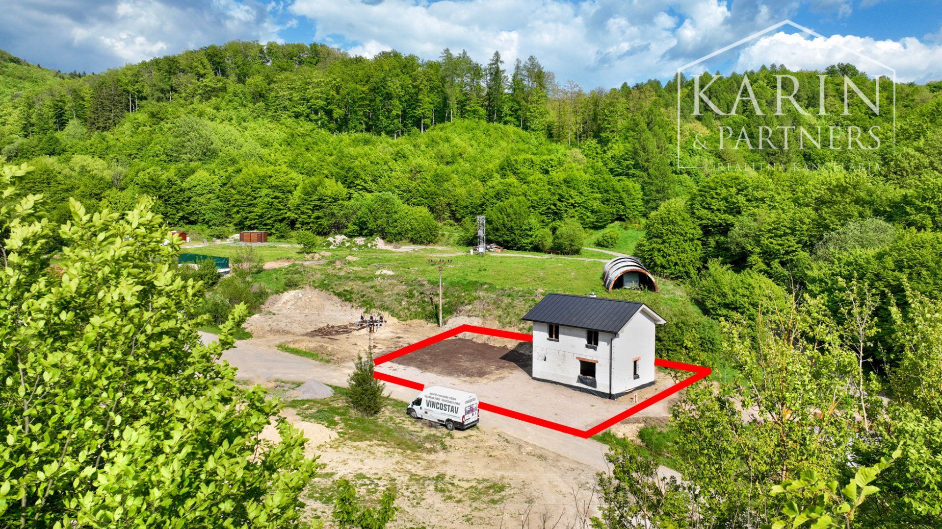 Stavebné pozemky so stavebným povolením 400m od jazera Banský Studenec - Banská Štiavnica