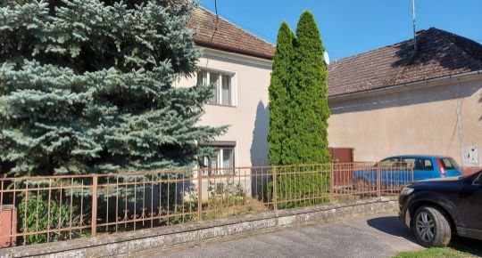 TOP Realitka – Exkluzívne – 4 izbový dom, resp. byt na Vŕšku, pozemok 1026m2, ticho, kľud, TOP Lokalita „staré“ Piešťany