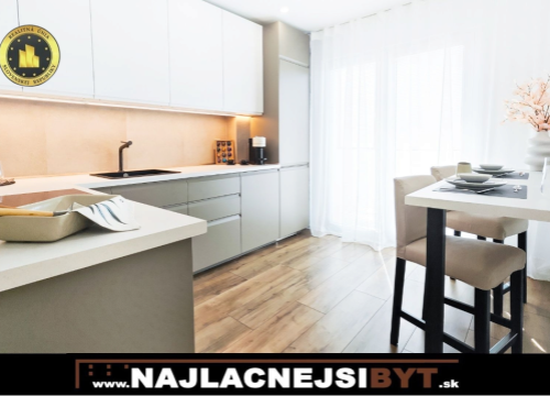 BAV - Petržalka, Beňadická ul., 4i byt,  nová kompletná rekonštrukcia s kuchynskou linkou, klimatizácia, dve pivnice, loggia, 92 m2