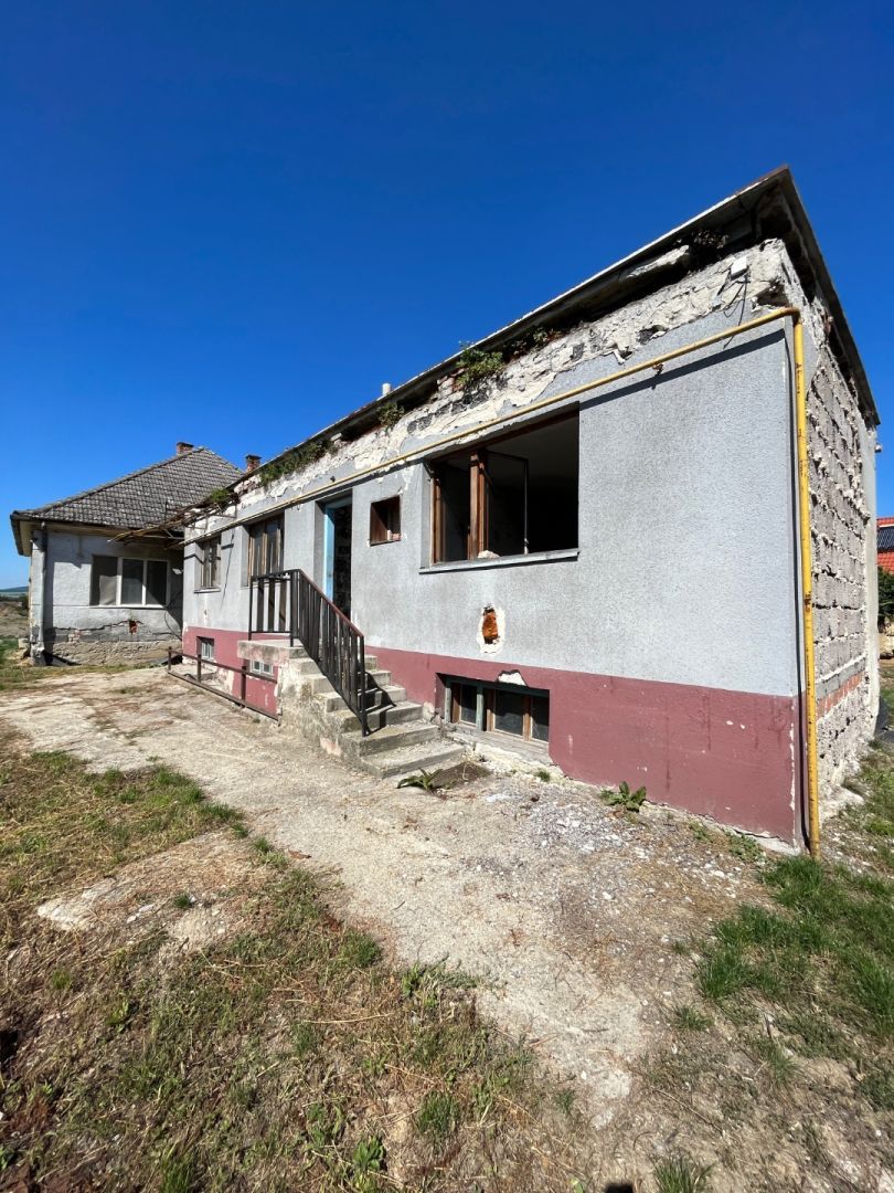 Na predaj rodinný dom v obci Bašovce
